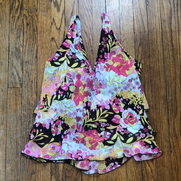 Loose Ruffled Floral Top - Picture 2 of 4